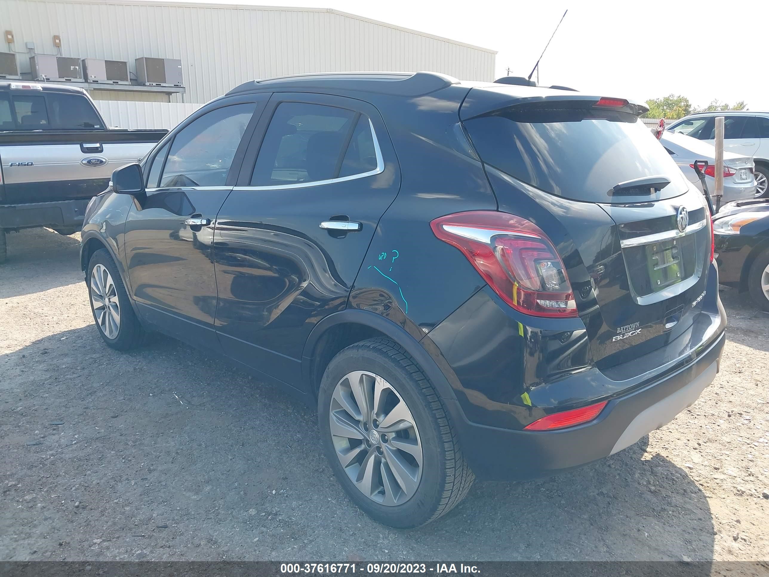 Photo 2 VIN: KL4CJASB4JB512357 - BUICK ENCORE 