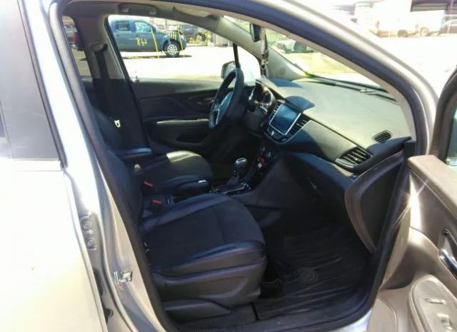 Photo 4 VIN: KL4CJASB4JB646642 - BUICK ENCORE 