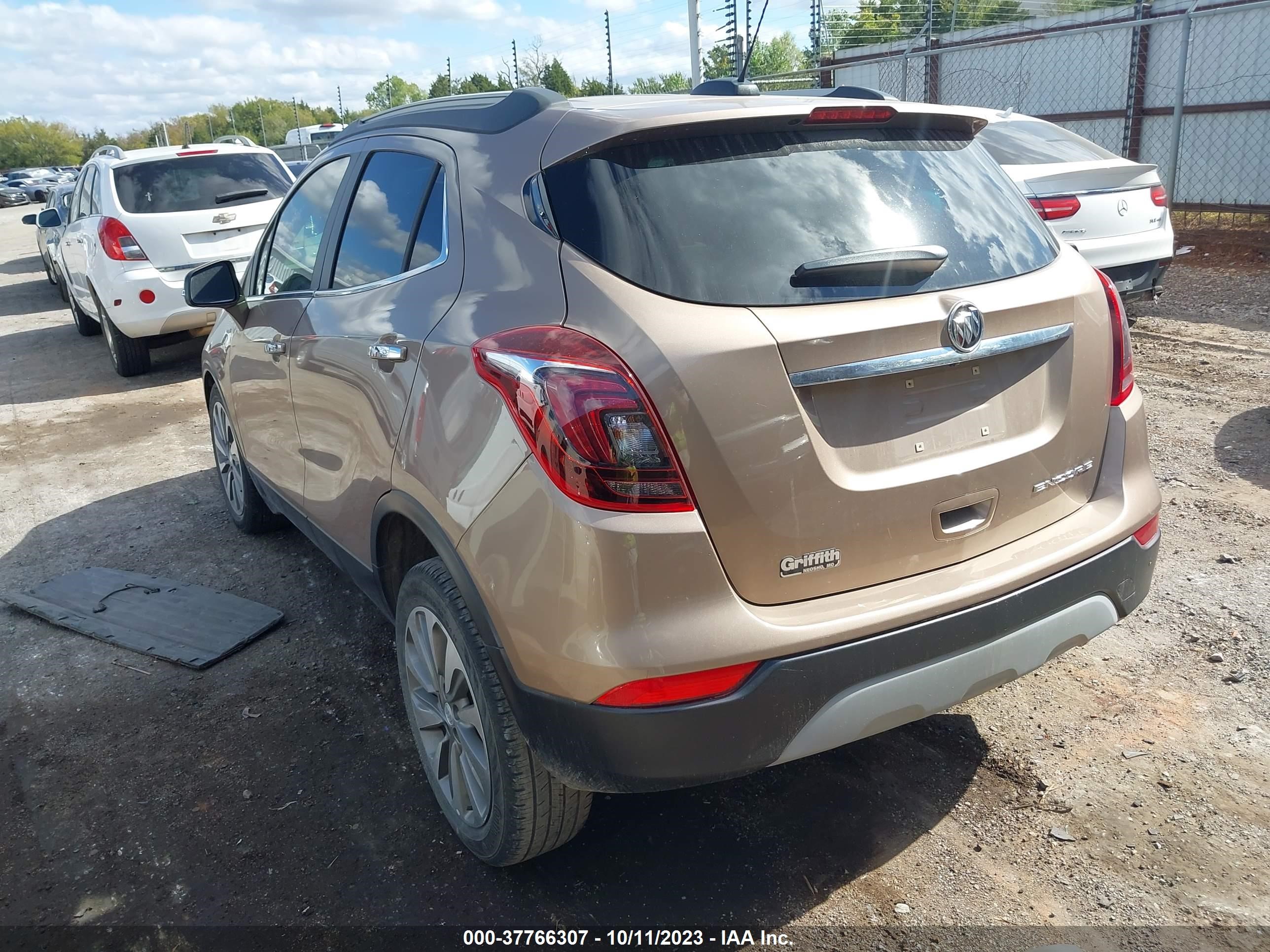 Photo 2 VIN: KL4CJASB4KB716402 - BUICK ENCORE 