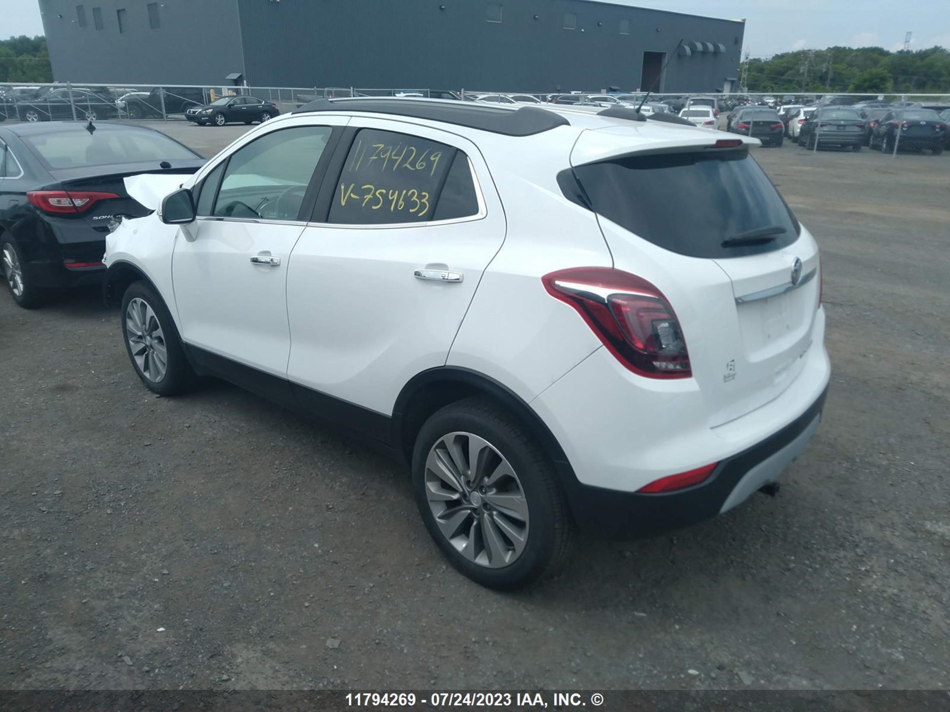 Photo 2 VIN: KL4CJASB4KB754633 - BUICK ENCORE 