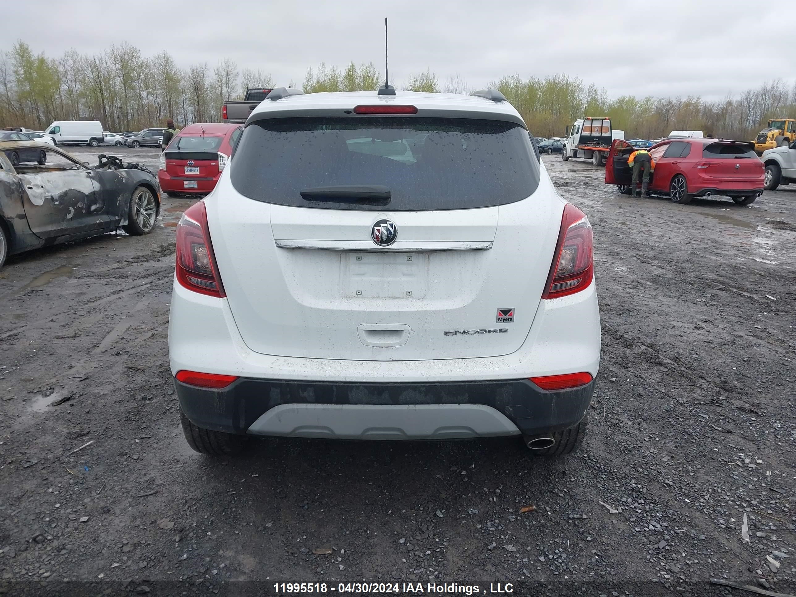 Photo 15 VIN: KL4CJASB4MB355661 - BUICK ENCORE 