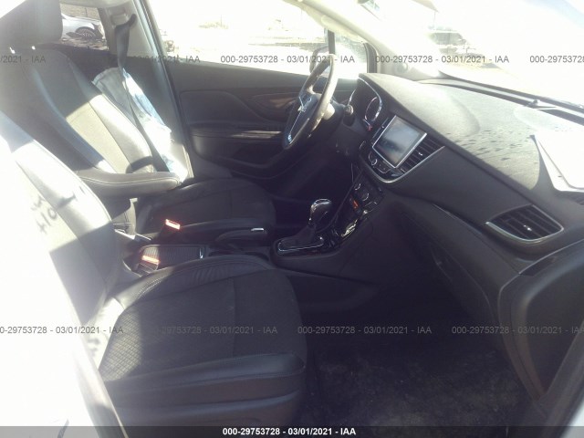 Photo 4 VIN: KL4CJASB5HB163817 - BUICK ENCORE 