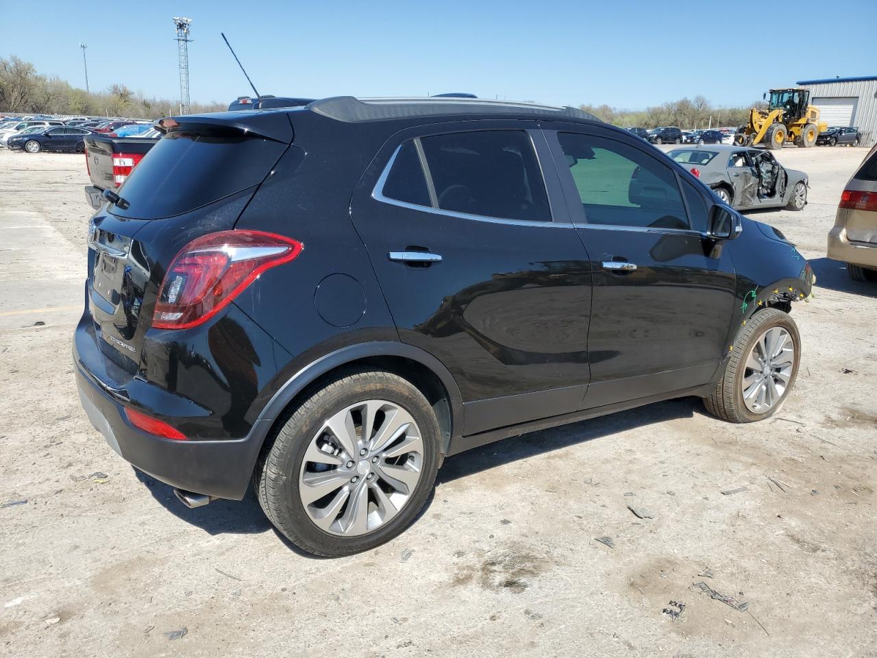 Photo 2 VIN: KL4CJASB5JB600642 - BUICK ENCORE 