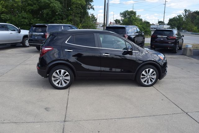 Photo 8 VIN: KL4CJASB5JB638999 - BUICK ENCORE 