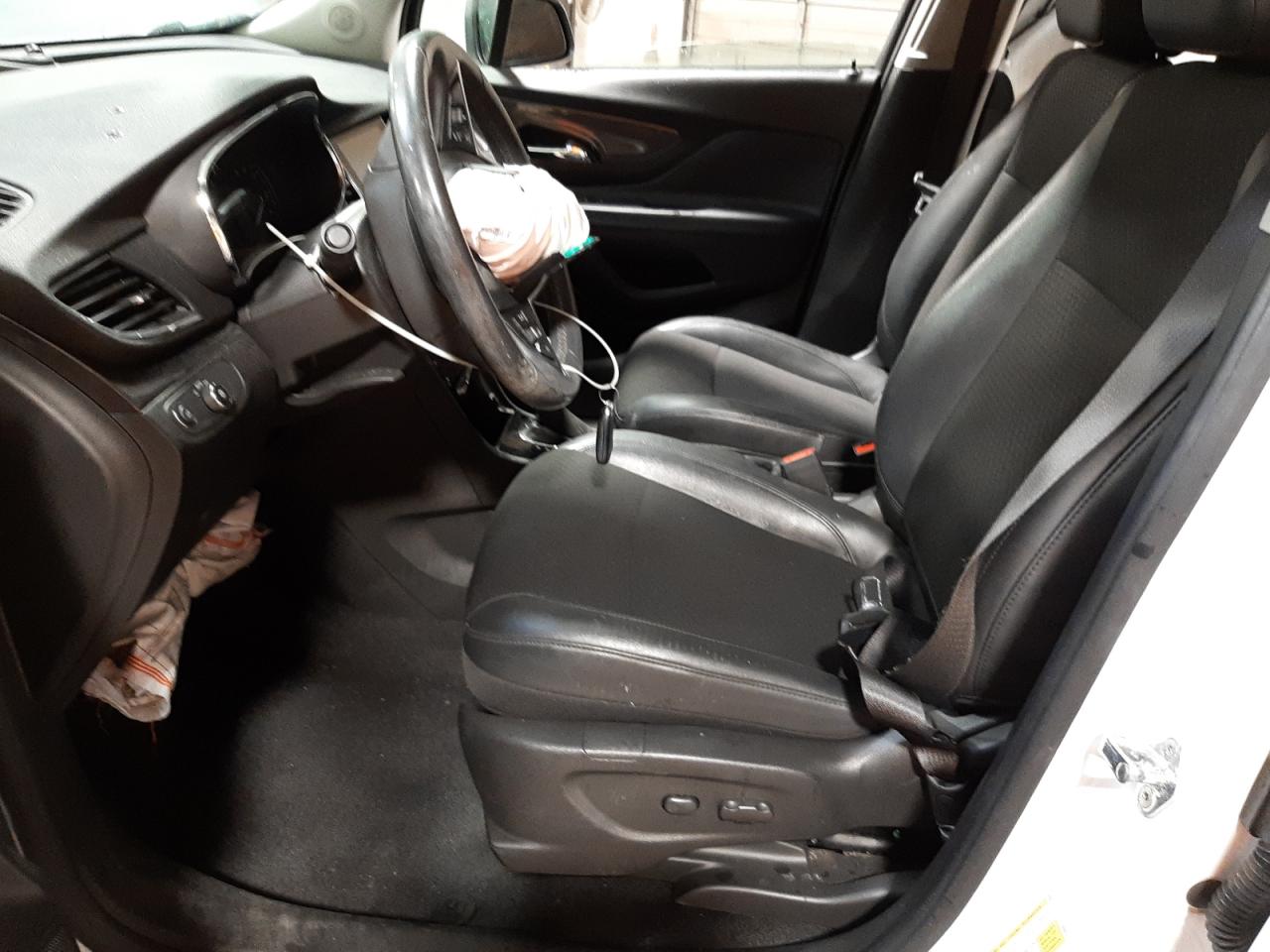 Photo 6 VIN: KL4CJASB5LB045808 - BUICK ENCORE 