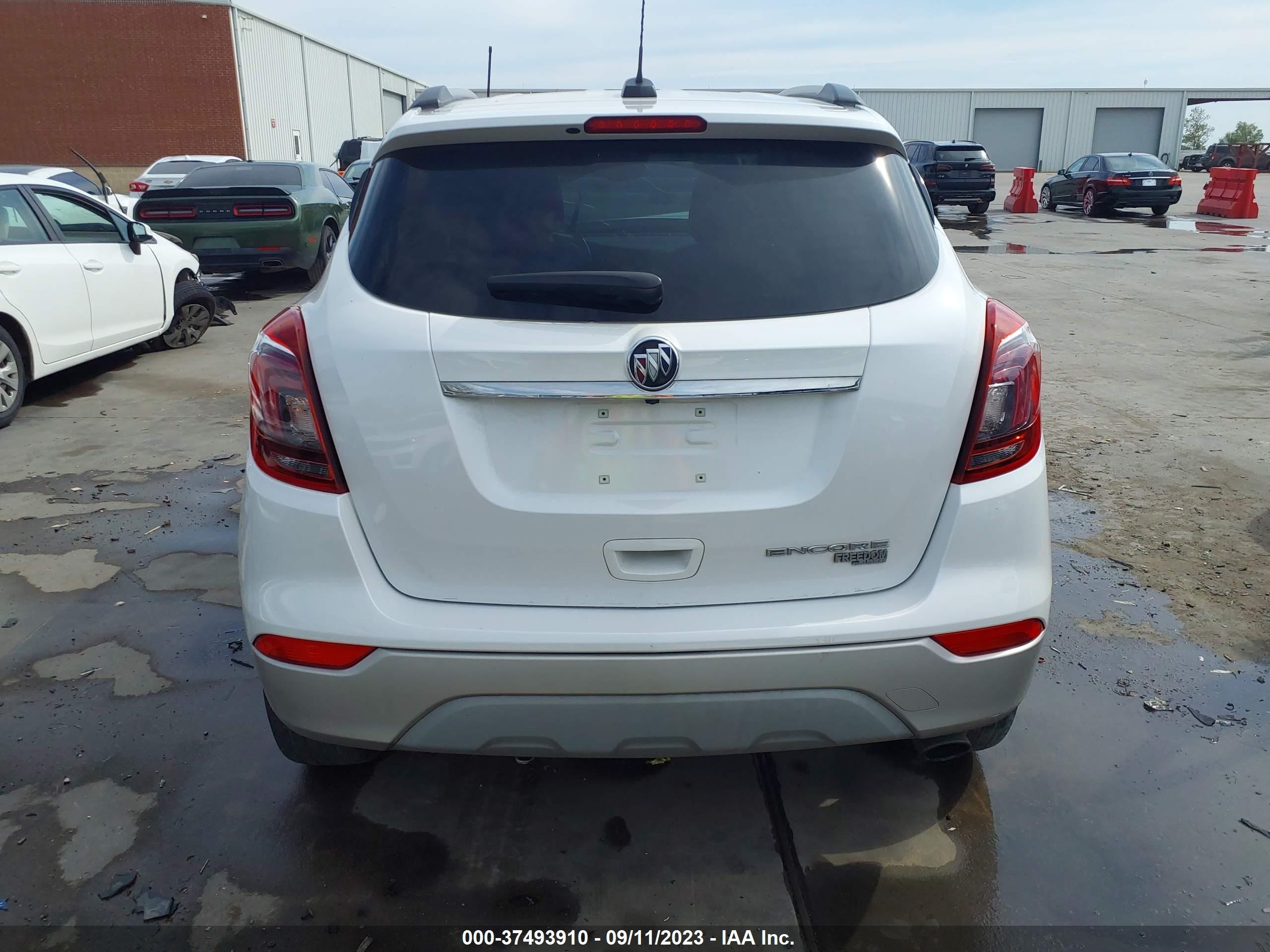 Photo 14 VIN: KL4CJASB5LB049857 - BUICK ENCORE 