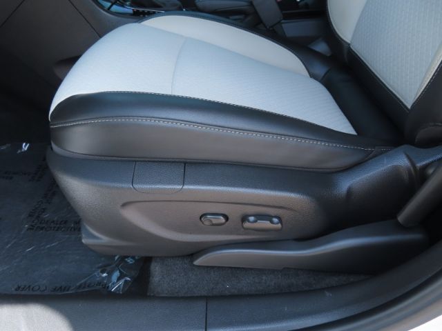 Photo 9 VIN: KL4CJASB5MB302242 - BUICK ENCORE 