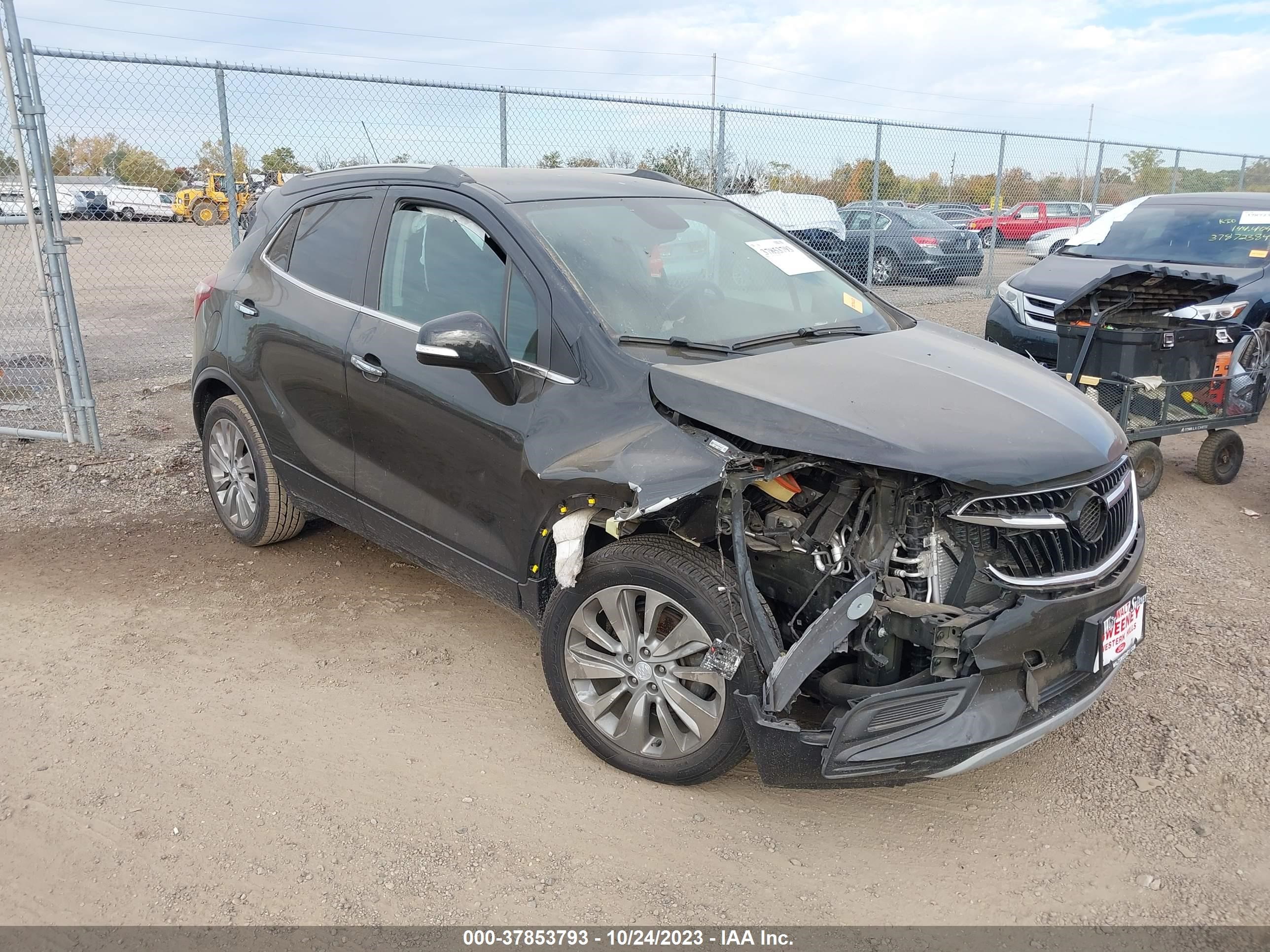 Photo 0 VIN: KL4CJASB6JB561673 - BUICK ENCORE 