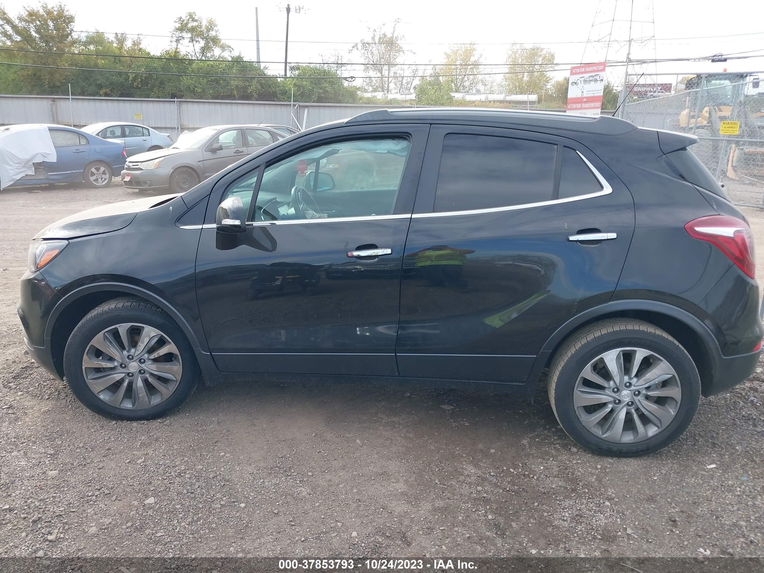 Photo 13 VIN: KL4CJASB6JB561673 - BUICK ENCORE 