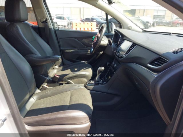 Photo 4 VIN: KL4CJASB6JB678783 - BUICK ENCORE 