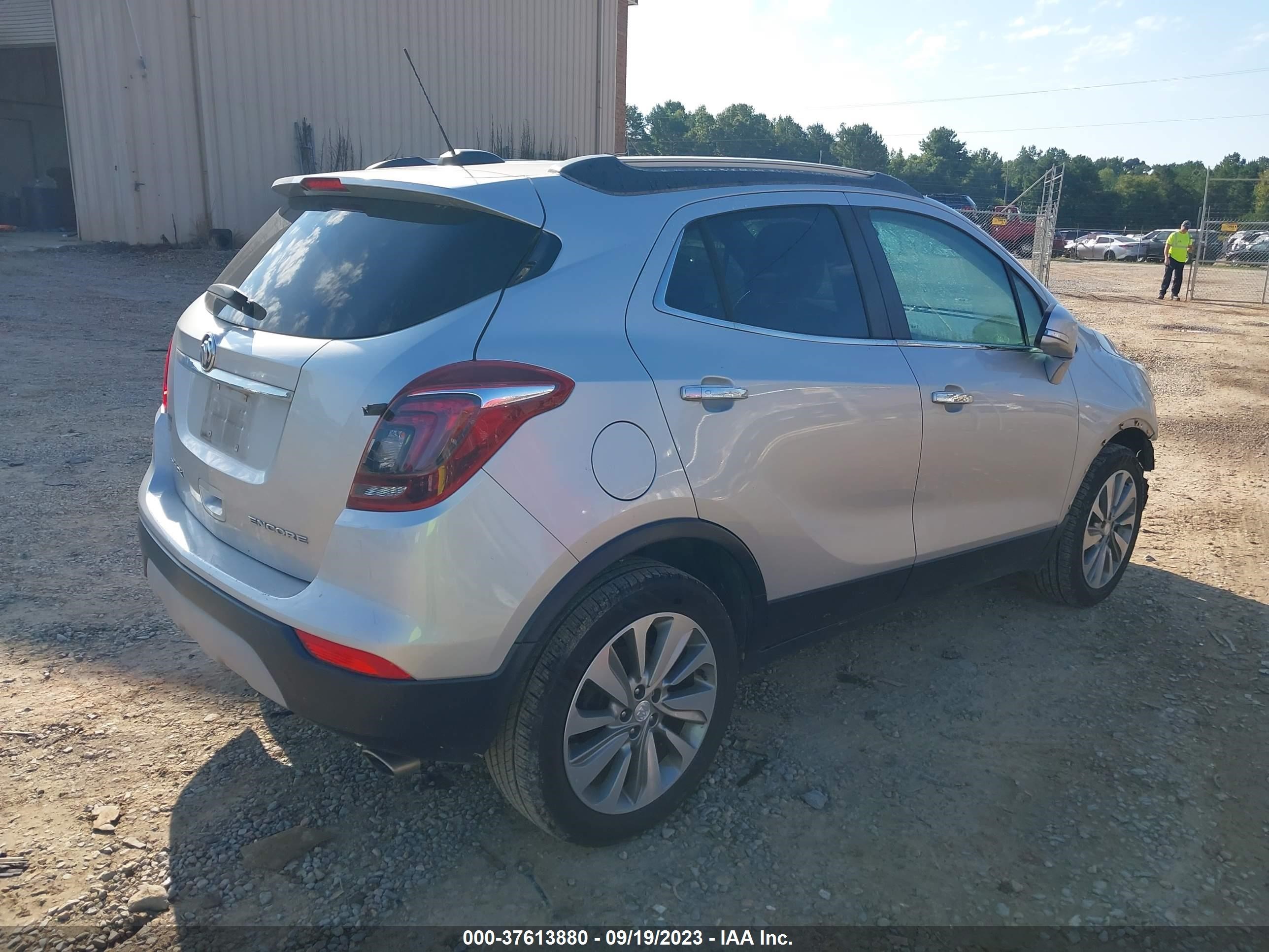 Photo 3 VIN: KL4CJASB7HB012607 - BUICK ENCORE 