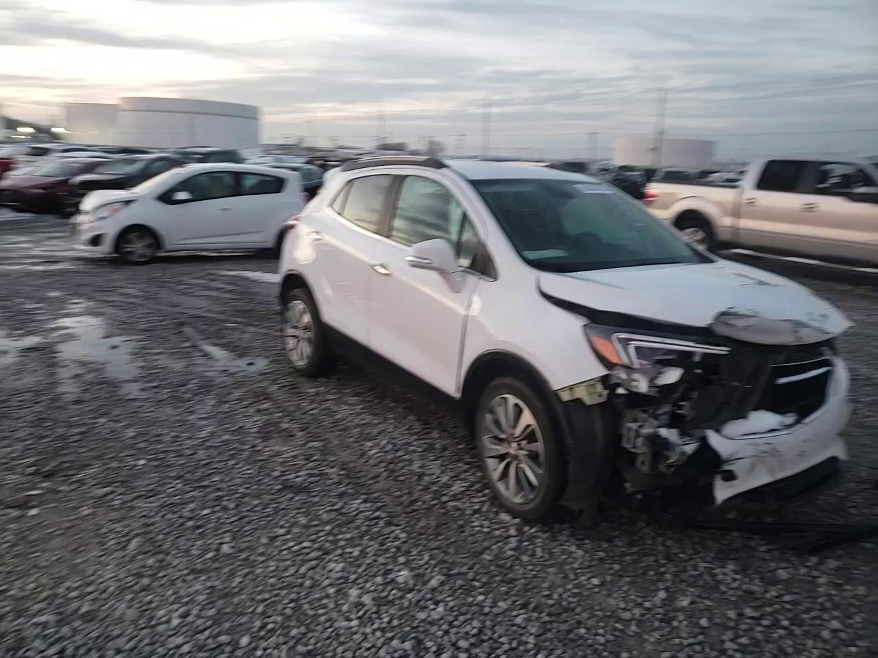 Photo 10 VIN: KL4CJASB7HB125862 - BUICK ENCORE 