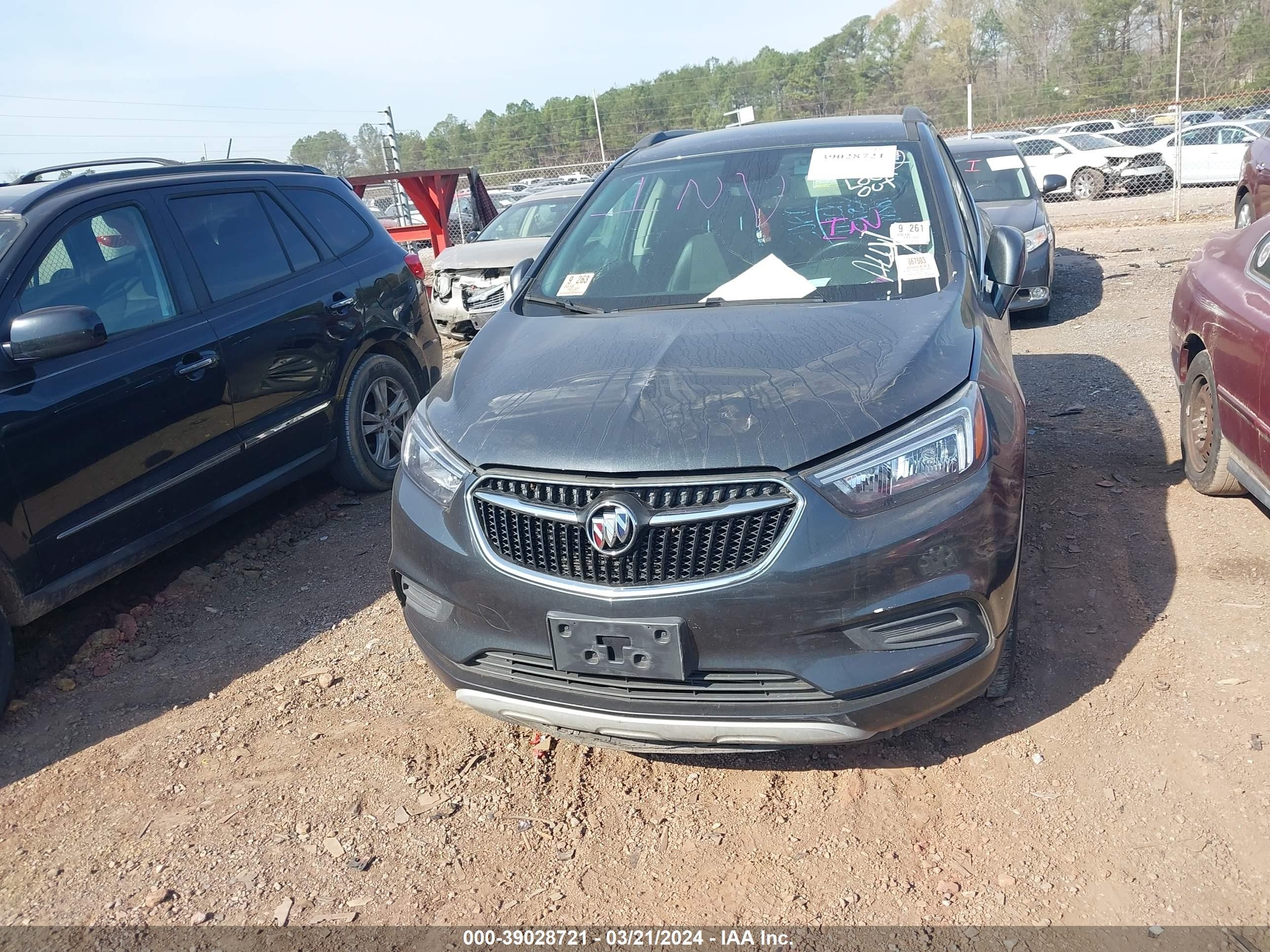 Photo 10 VIN: KL4CJASB7JB638647 - BUICK ENCORE 