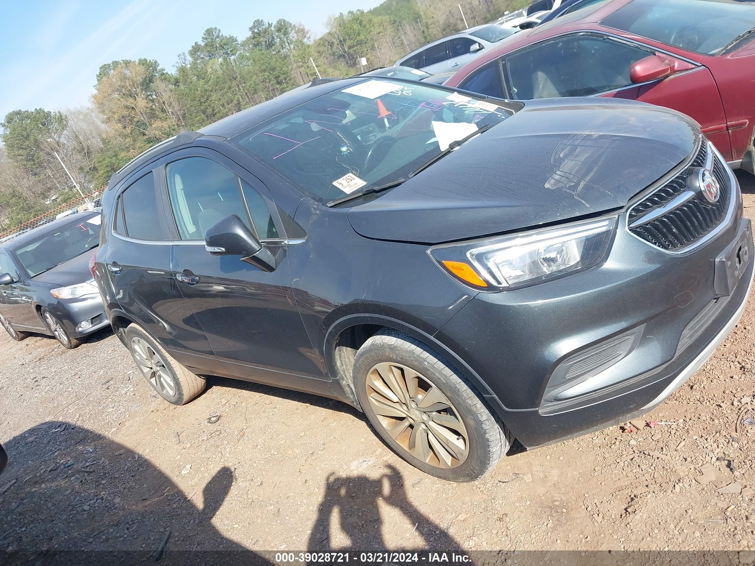 Photo 11 VIN: KL4CJASB7JB638647 - BUICK ENCORE 