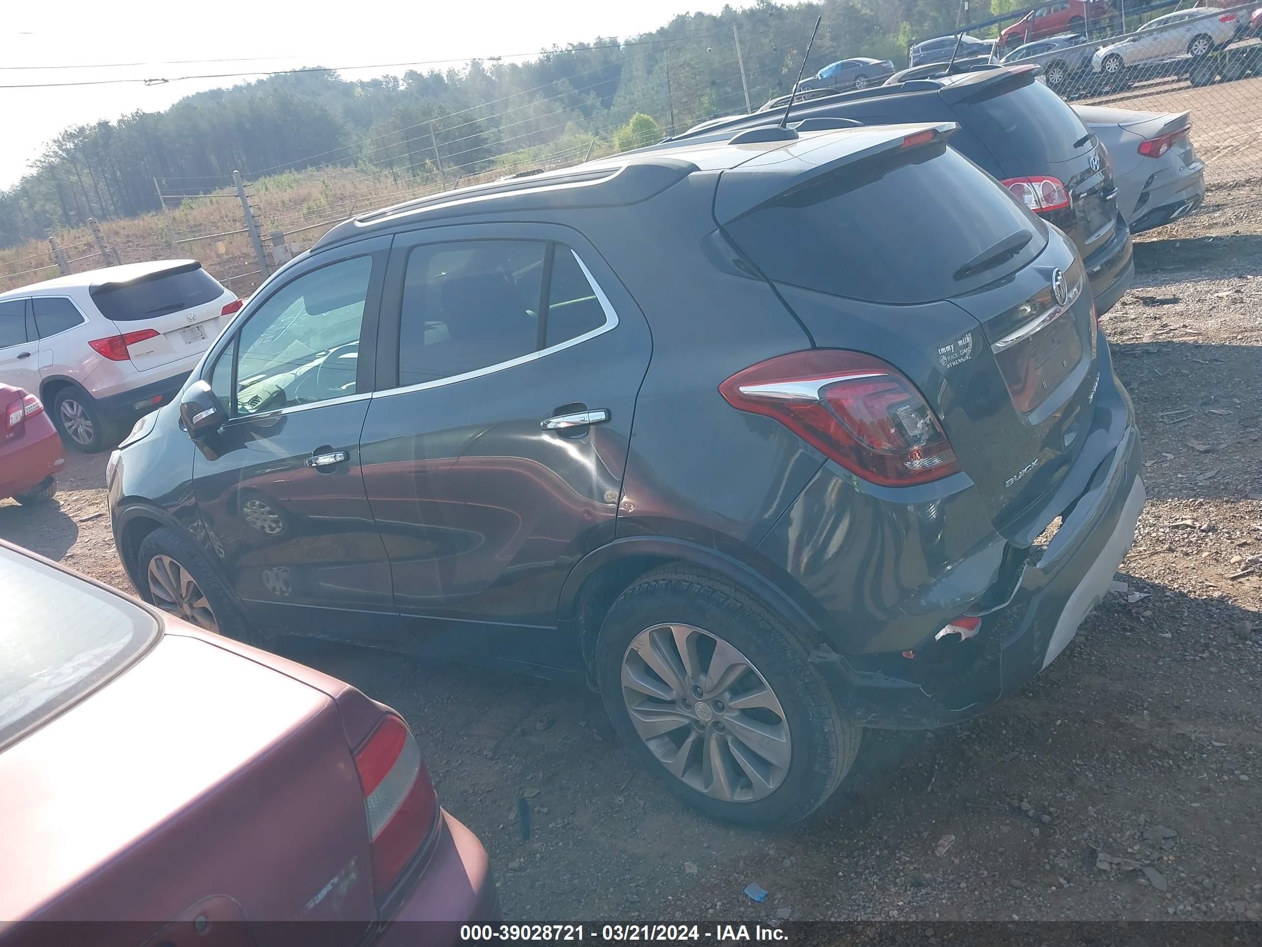 Photo 12 VIN: KL4CJASB7JB638647 - BUICK ENCORE 