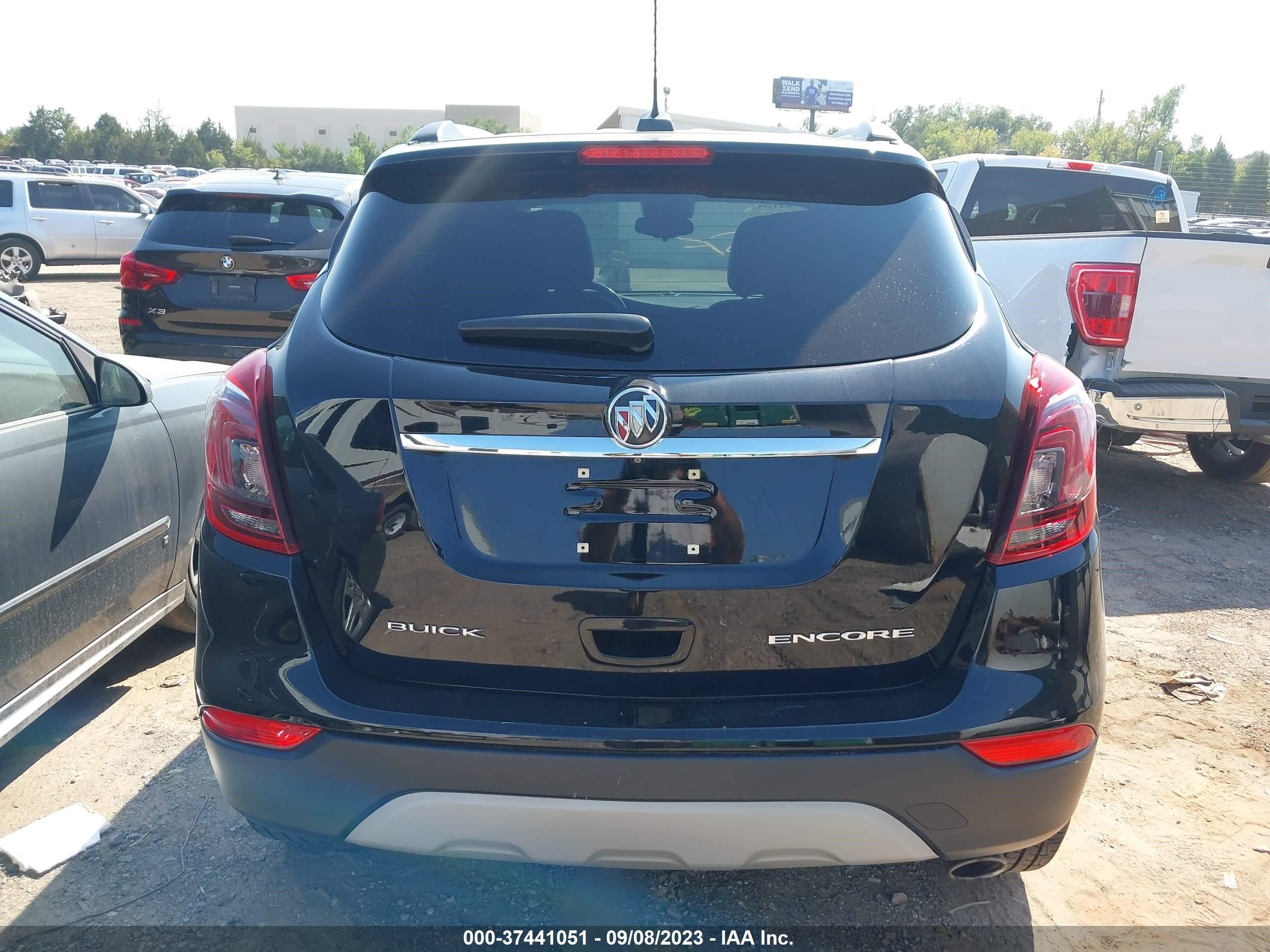 Photo 16 VIN: KL4CJASB7JB663015 - BUICK ENCORE 