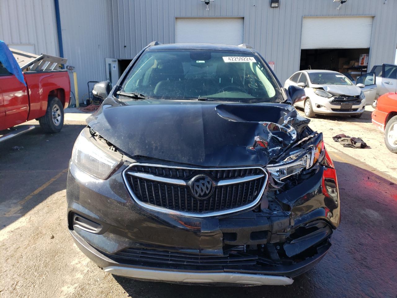 Photo 4 VIN: KL4CJASB7JB720992 - BUICK ENCORE 