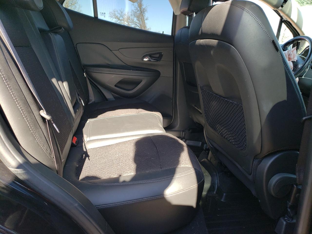 Photo 9 VIN: KL4CJASB7JB720992 - BUICK ENCORE 