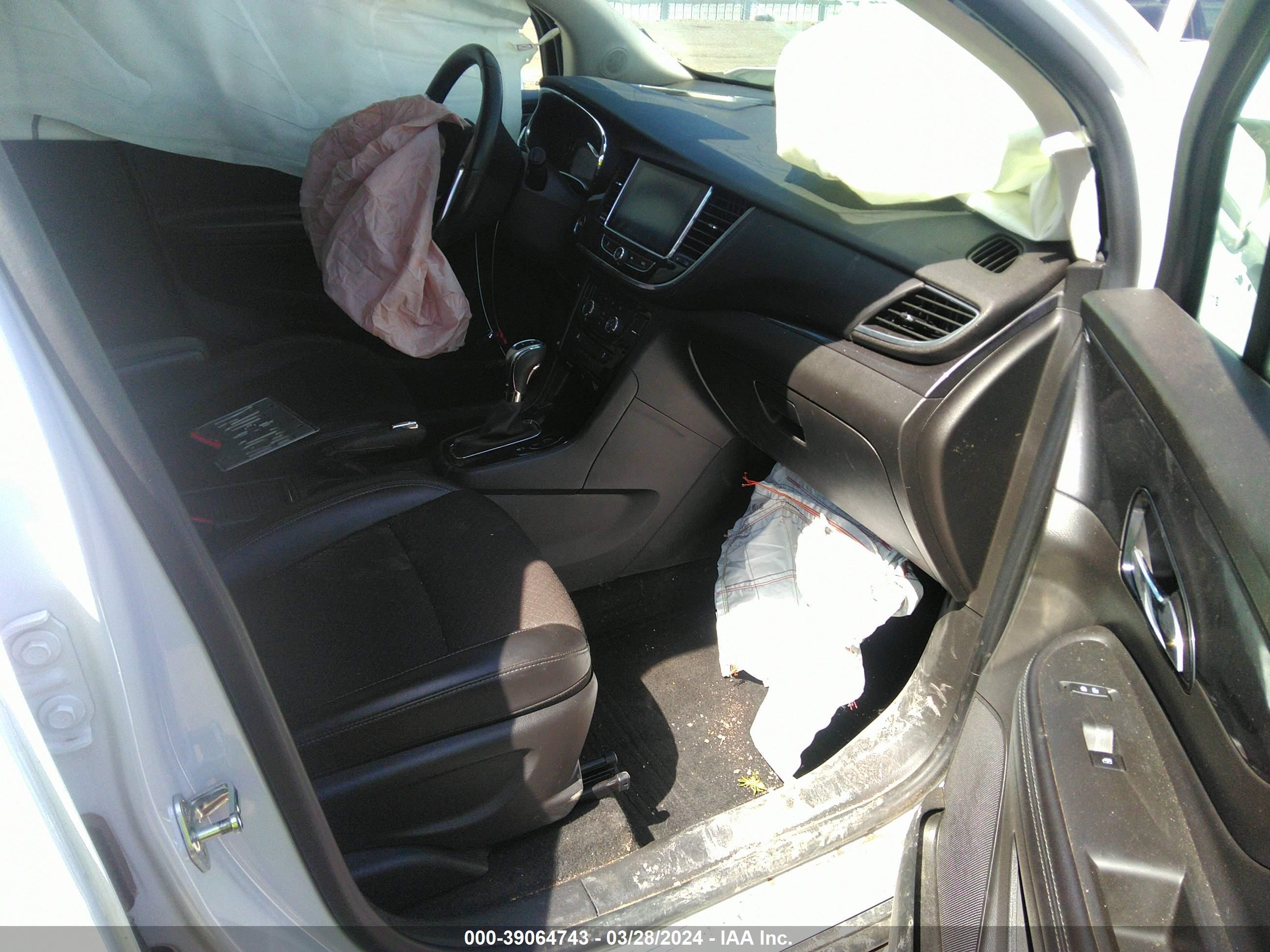 Photo 4 VIN: KL4CJASB7LB041176 - BUICK ENCORE 