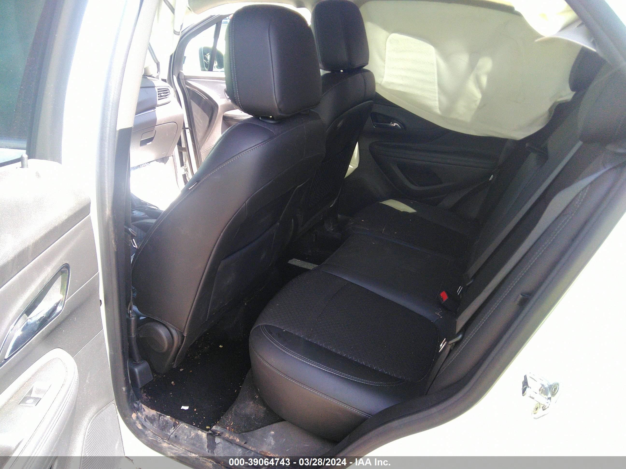 Photo 7 VIN: KL4CJASB7LB041176 - BUICK ENCORE 