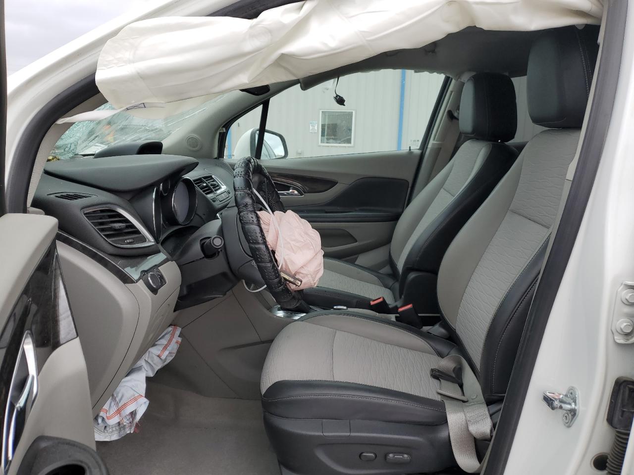 Photo 6 VIN: KL4CJASB8FB248048 - BUICK ENCORE 