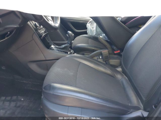 Photo 4 VIN: KL4CJASB8JB669664 - BUICK ENCORE 