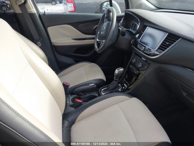 Photo 4 VIN: KL4CJASB8KB777137 - BUICK ENCORE 