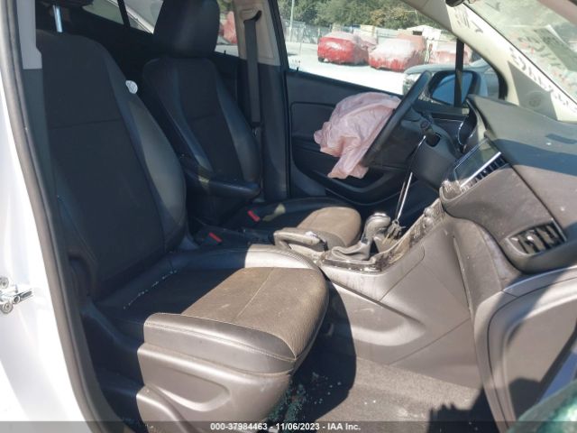 Photo 4 VIN: KL4CJASB8KB842844 - BUICK ENCORE 