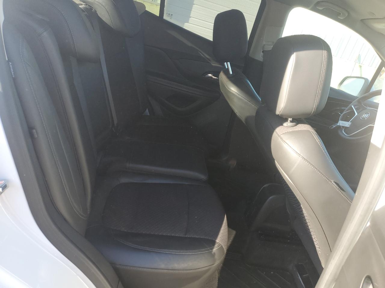 Photo 10 VIN: KL4CJASB9KB766129 - BUICK ENCORE 