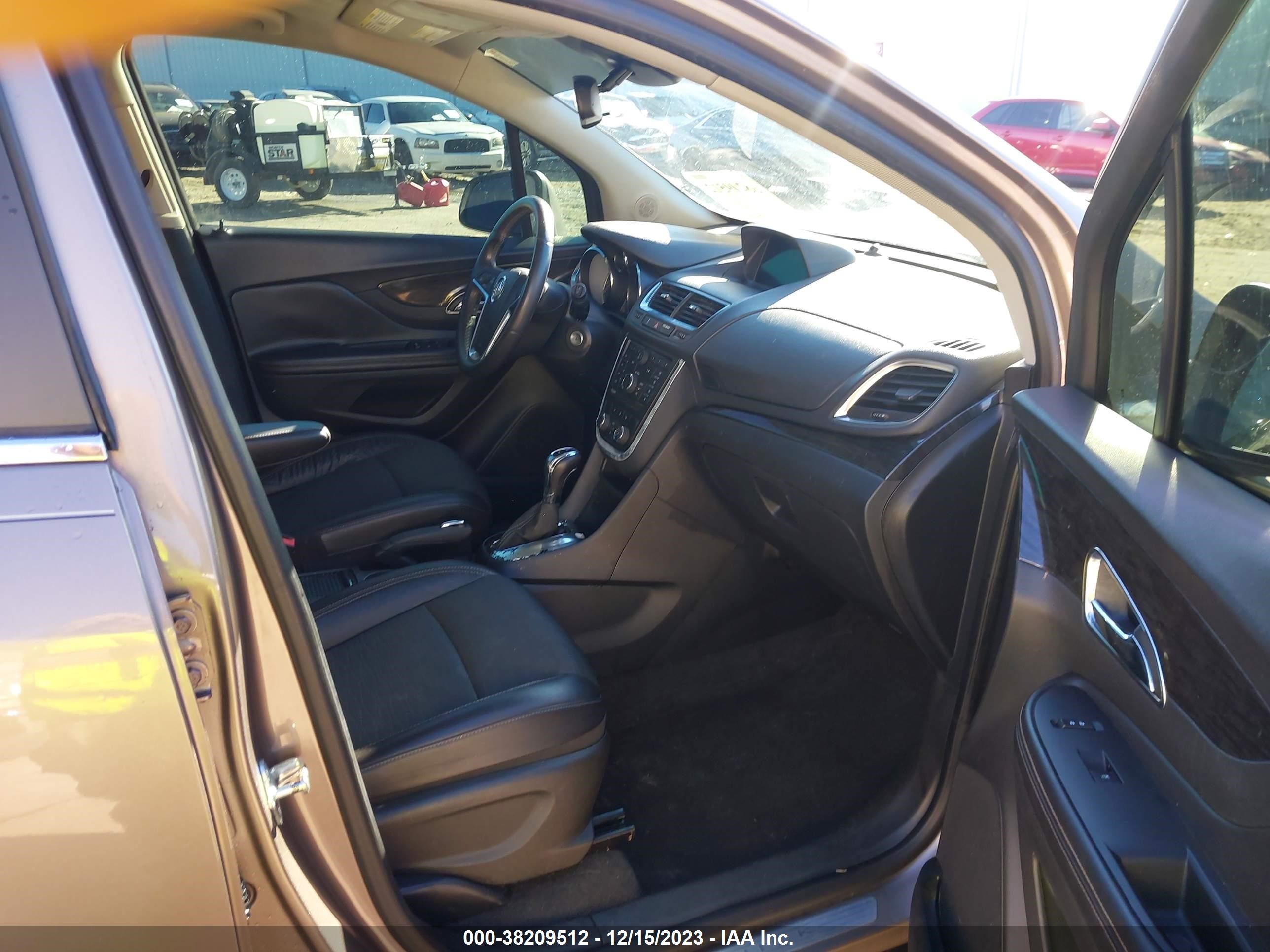 Photo 4 VIN: KL4CJASBXFB128414 - BUICK ENCORE 