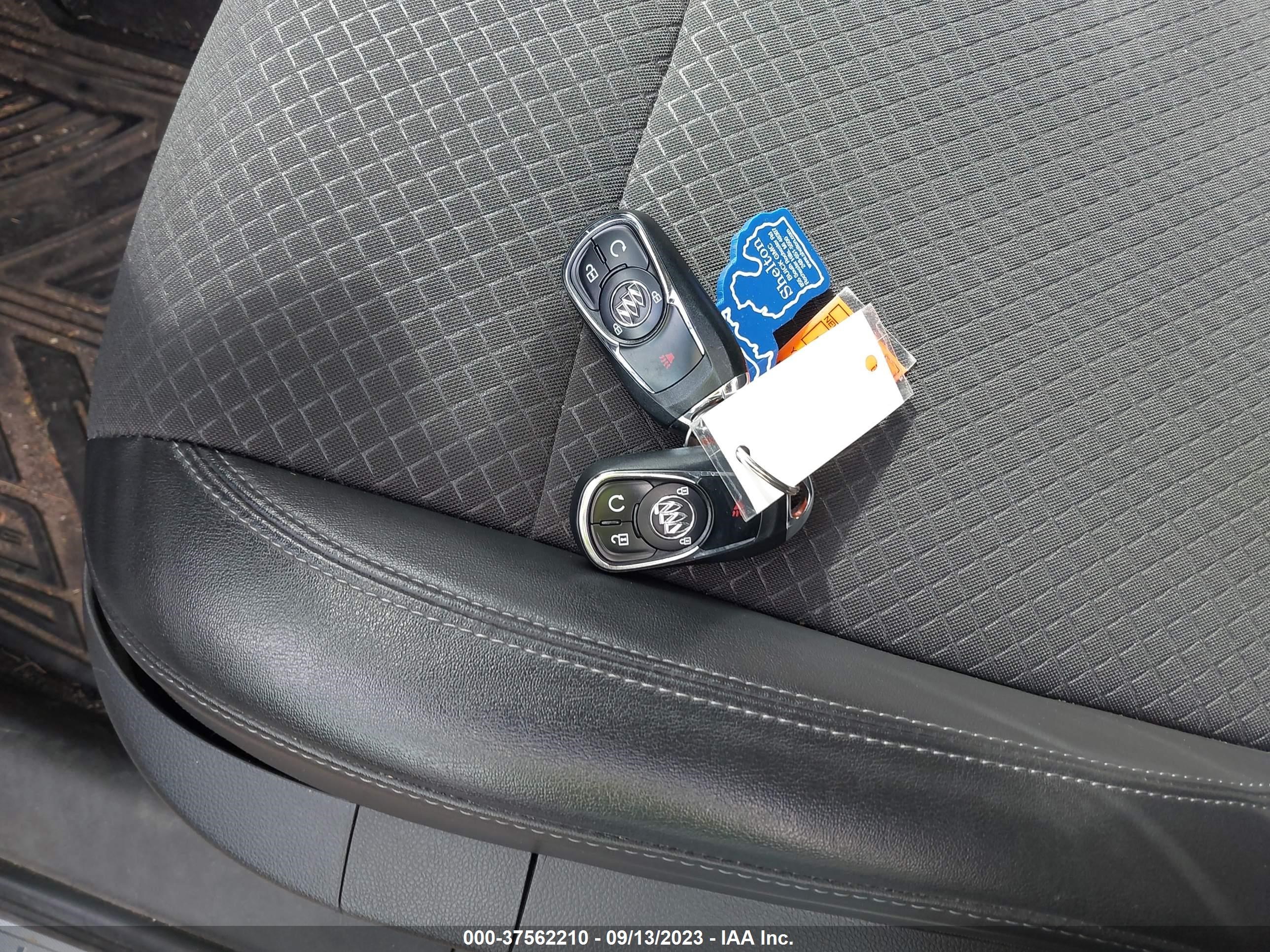 Photo 10 VIN: KL4CJASBXKB861458 - BUICK ENCORE 