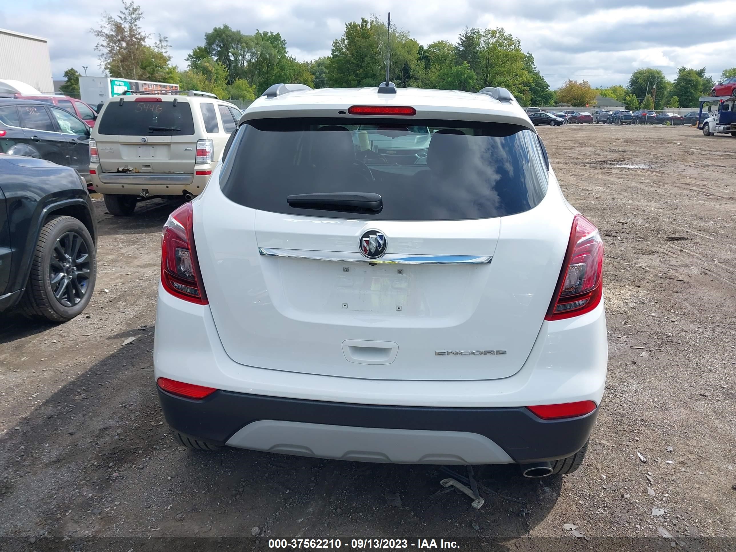 Photo 15 VIN: KL4CJASBXKB861458 - BUICK ENCORE 