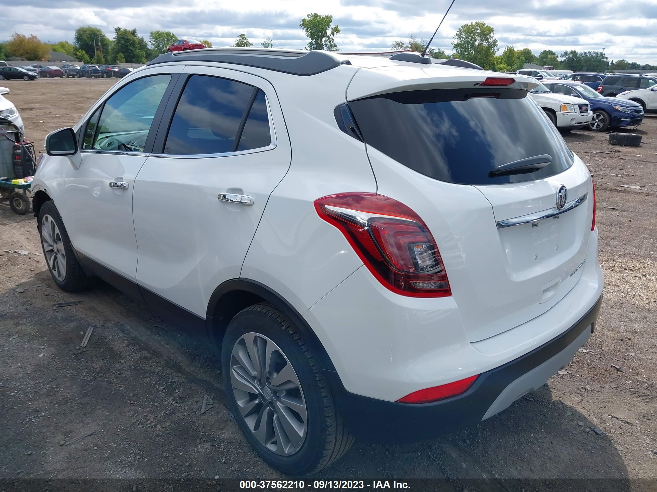 Photo 2 VIN: KL4CJASBXKB861458 - BUICK ENCORE 