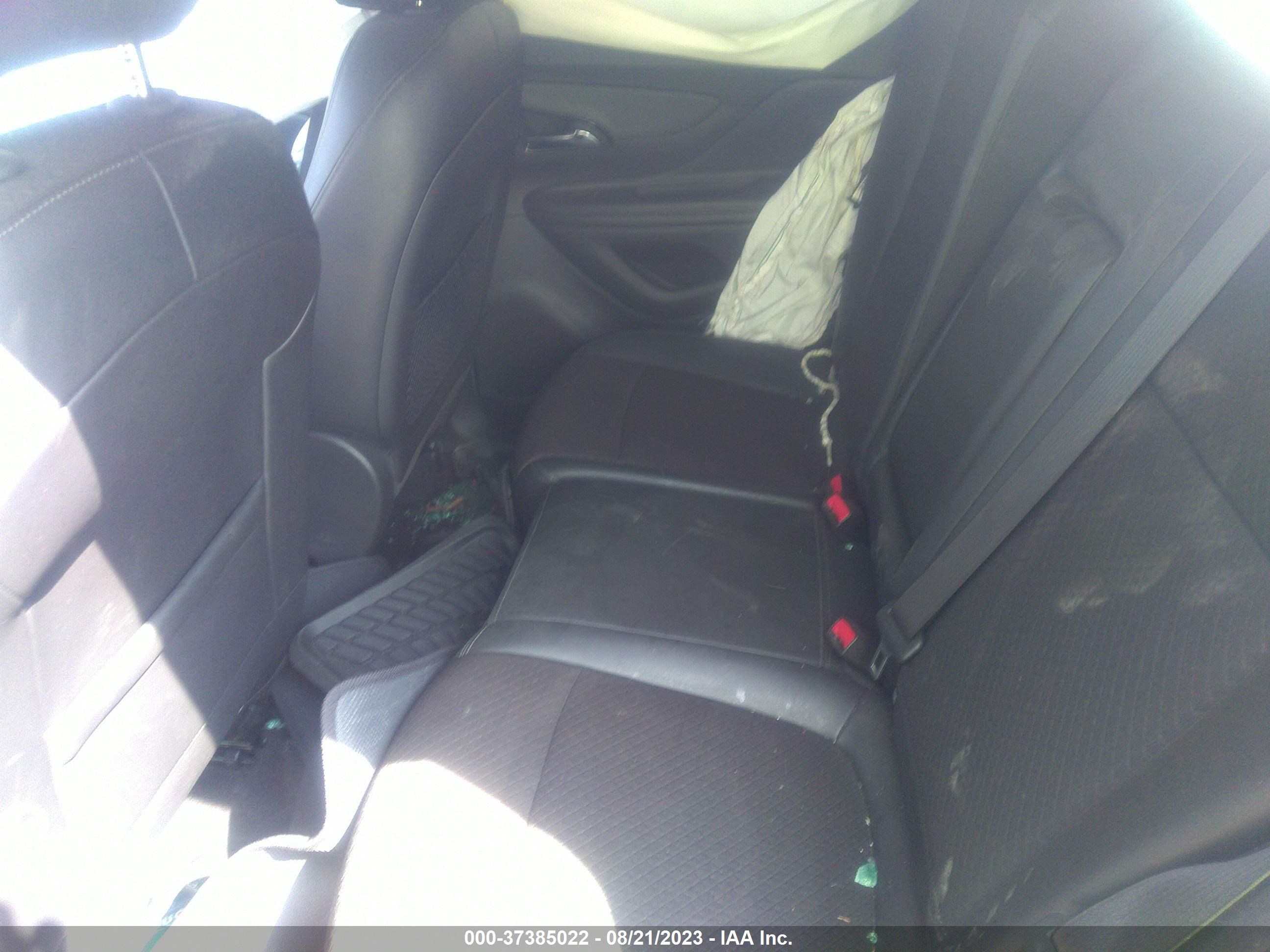 Photo 7 VIN: KL4CJASBXKB882276 - BUICK ENCORE 