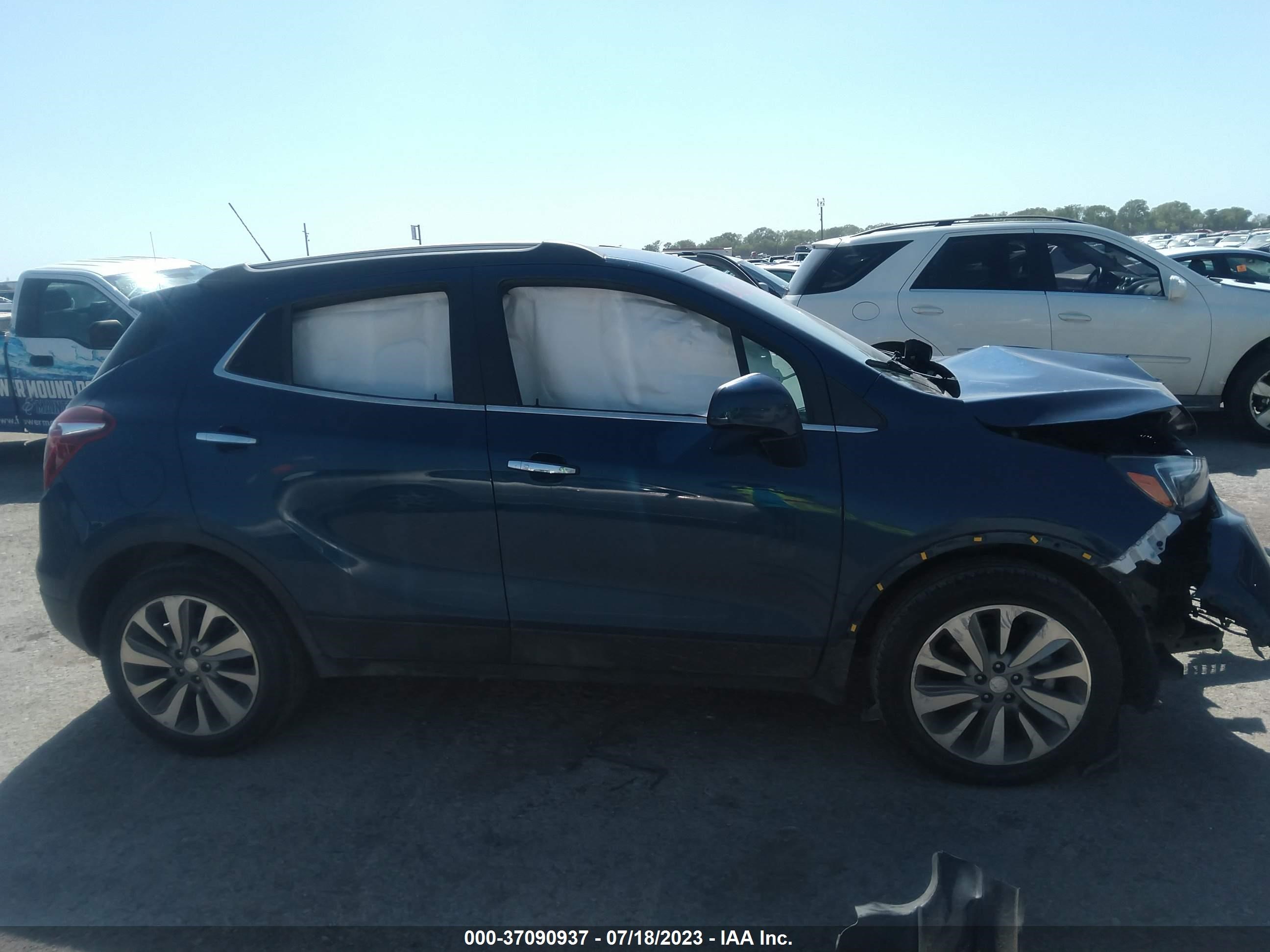 Photo 10 VIN: KL4CJASBXLB004011 - BUICK ENCORE 