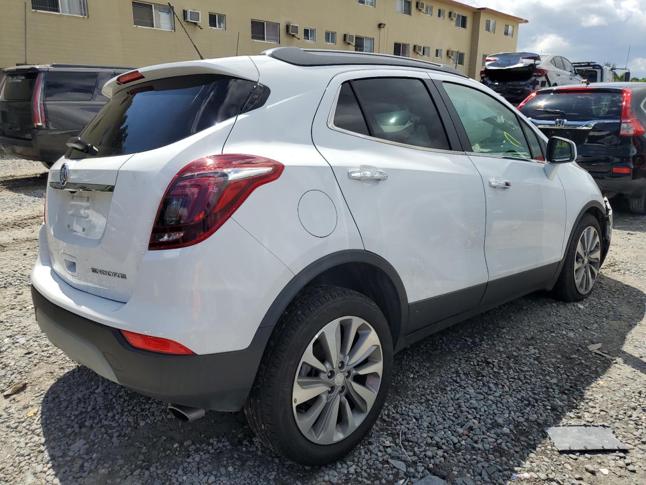 Photo 2 VIN: KL4CJASBXLB054004 - BUICK ENCORE 