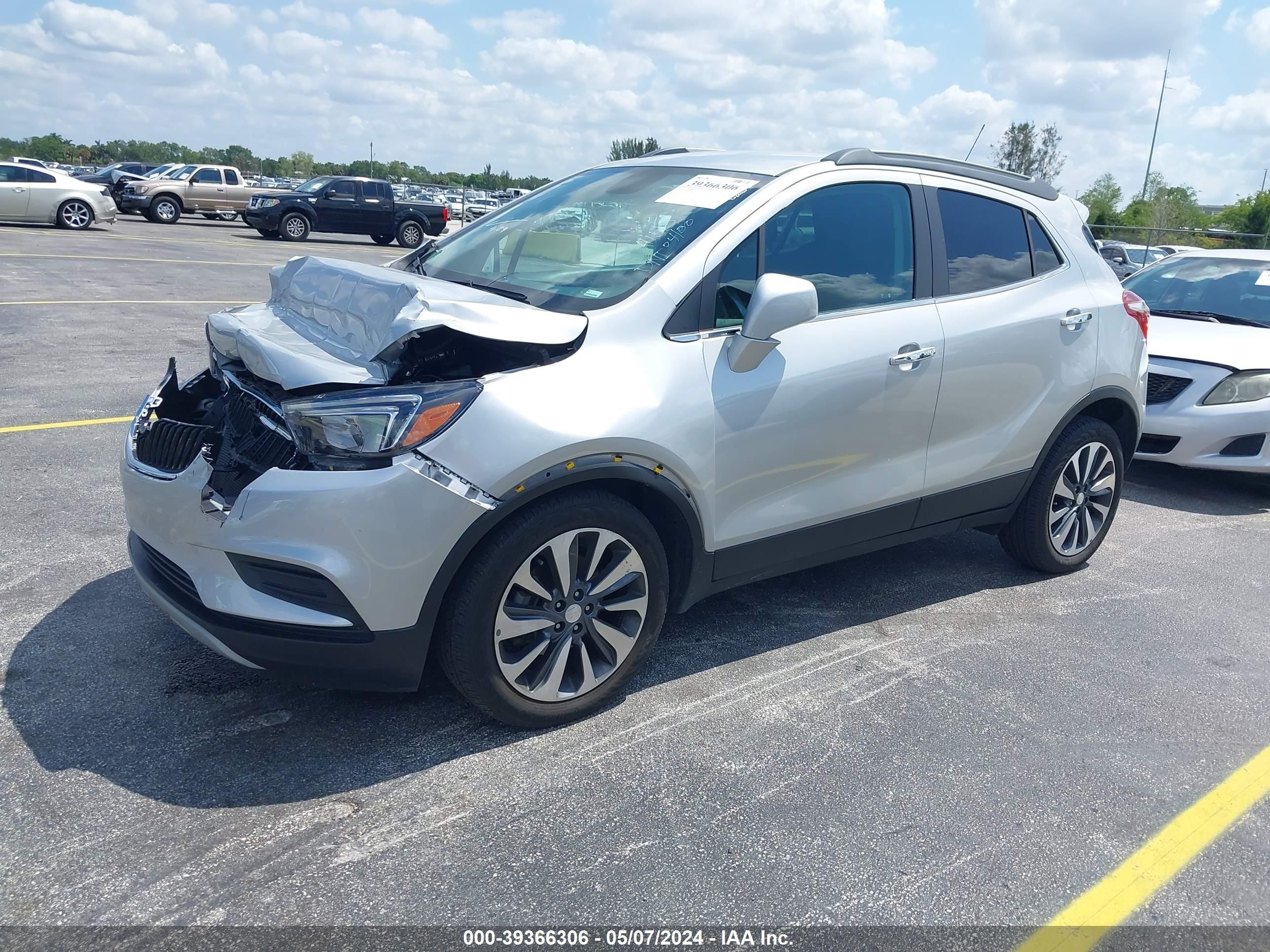 Photo 1 VIN: KL4CJASM6NB540121 - BUICK ENCORE 