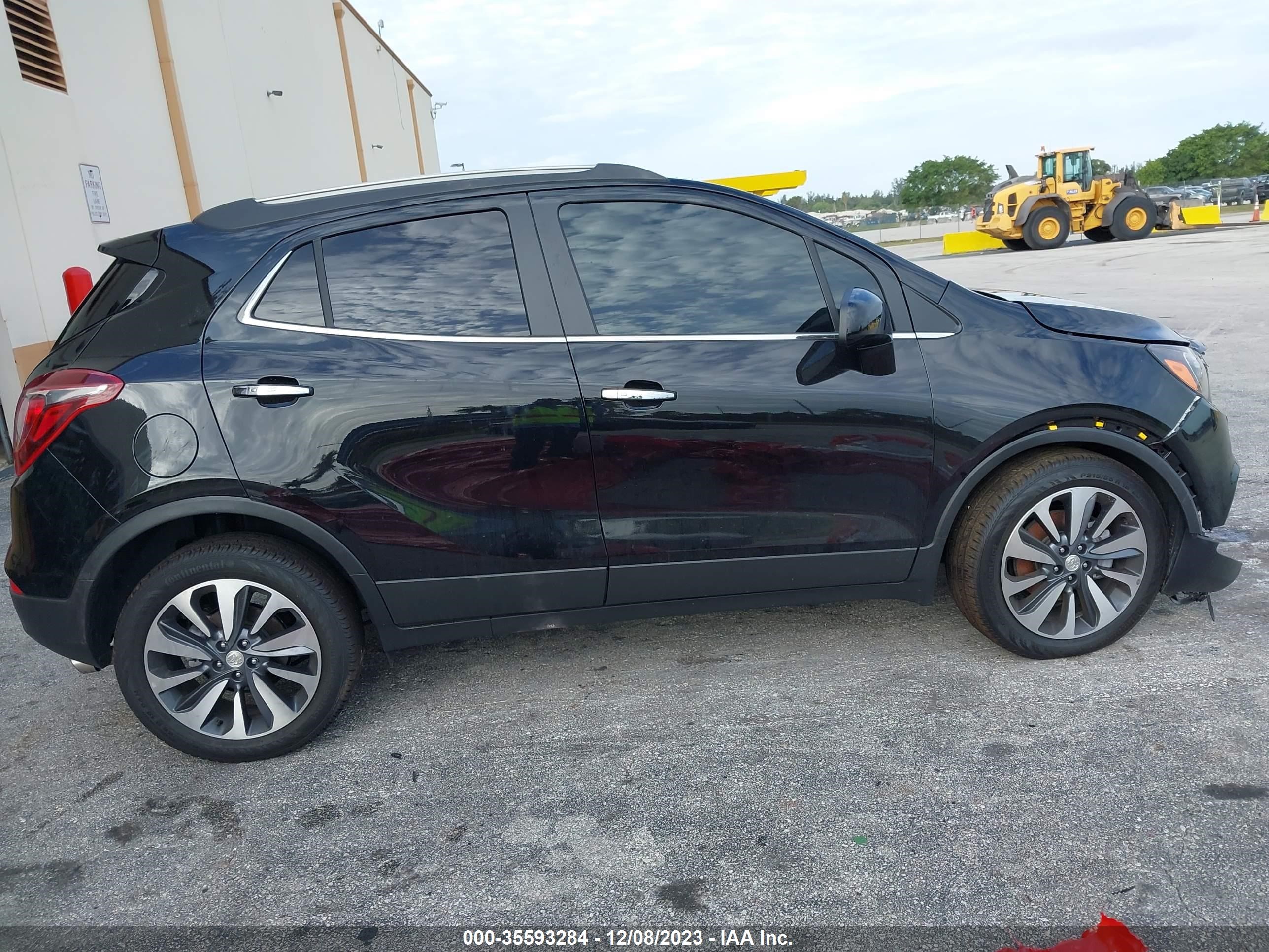 Photo 12 VIN: KL4CJASM8NB543358 - BUICK ENCORE 