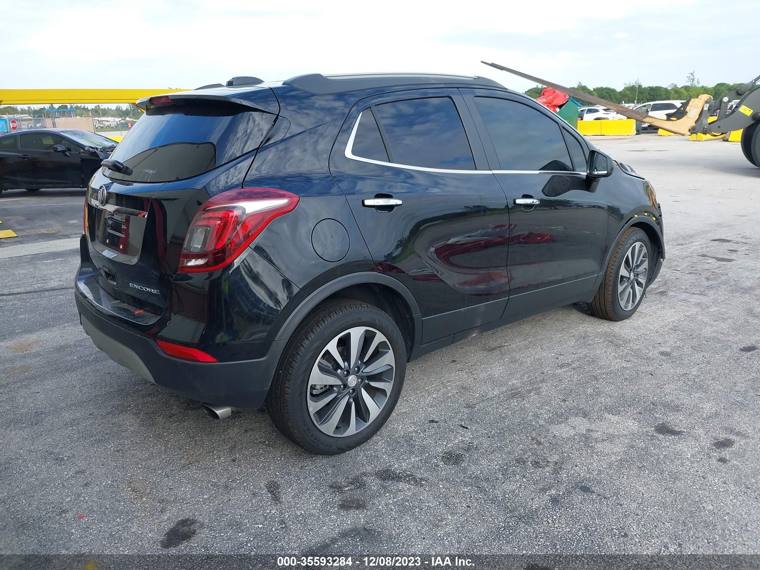 Photo 3 VIN: KL4CJASM8NB543358 - BUICK ENCORE 