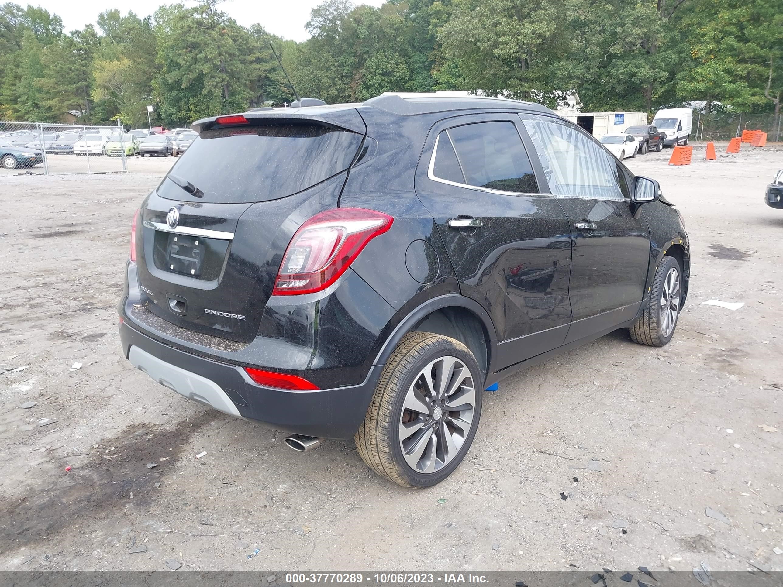 Photo 3 VIN: KL4CJBSB0HB140886 - BUICK ENCORE 