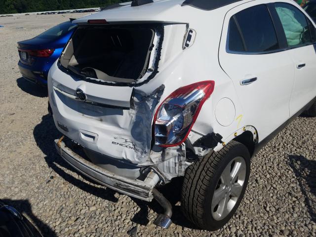 Photo 8 VIN: KL4CJBSB4GB579006 - BUICK ENCORE CON 