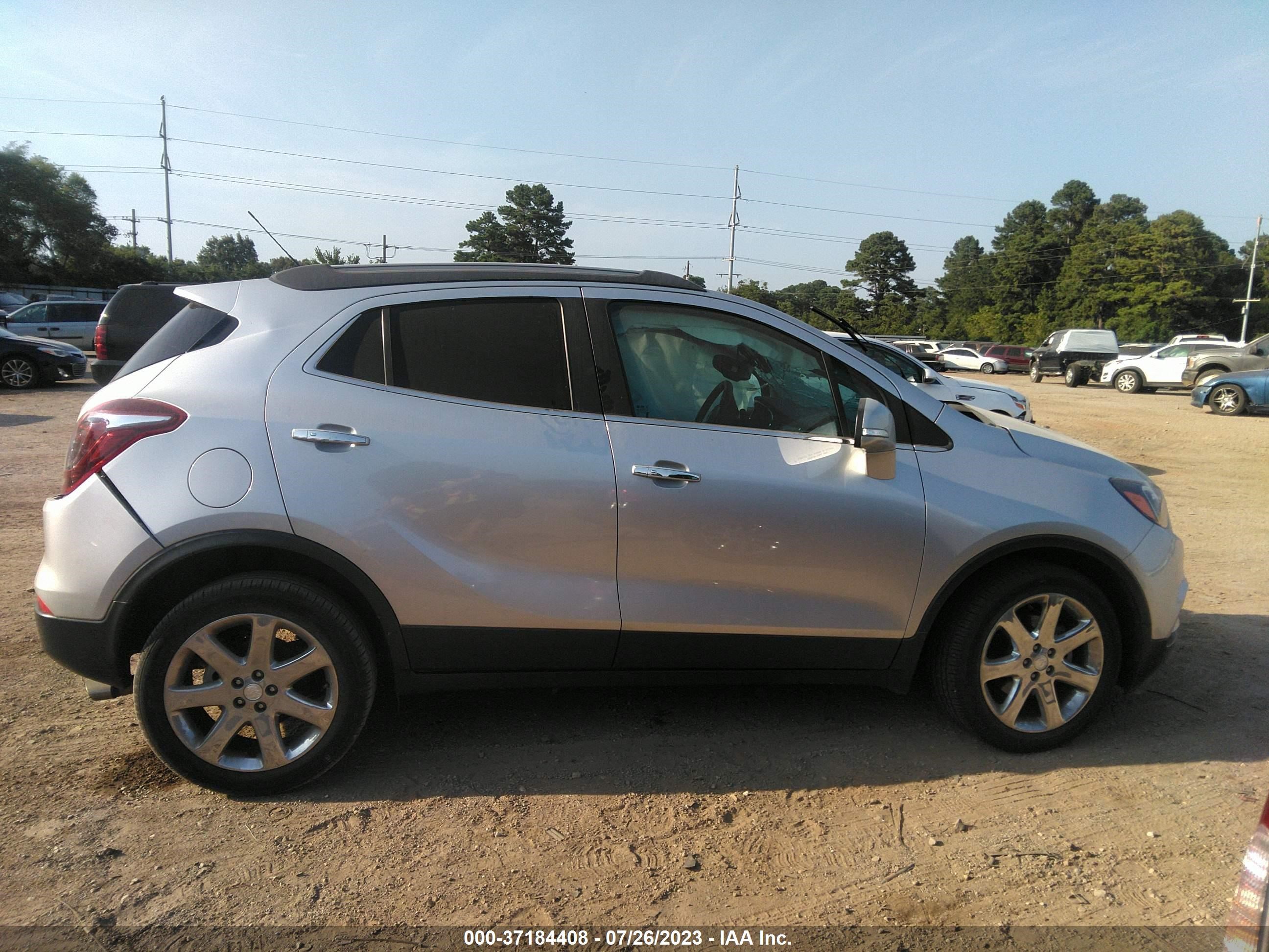 Photo 12 VIN: KL4CJBSB5JB688372 - BUICK ENCORE 