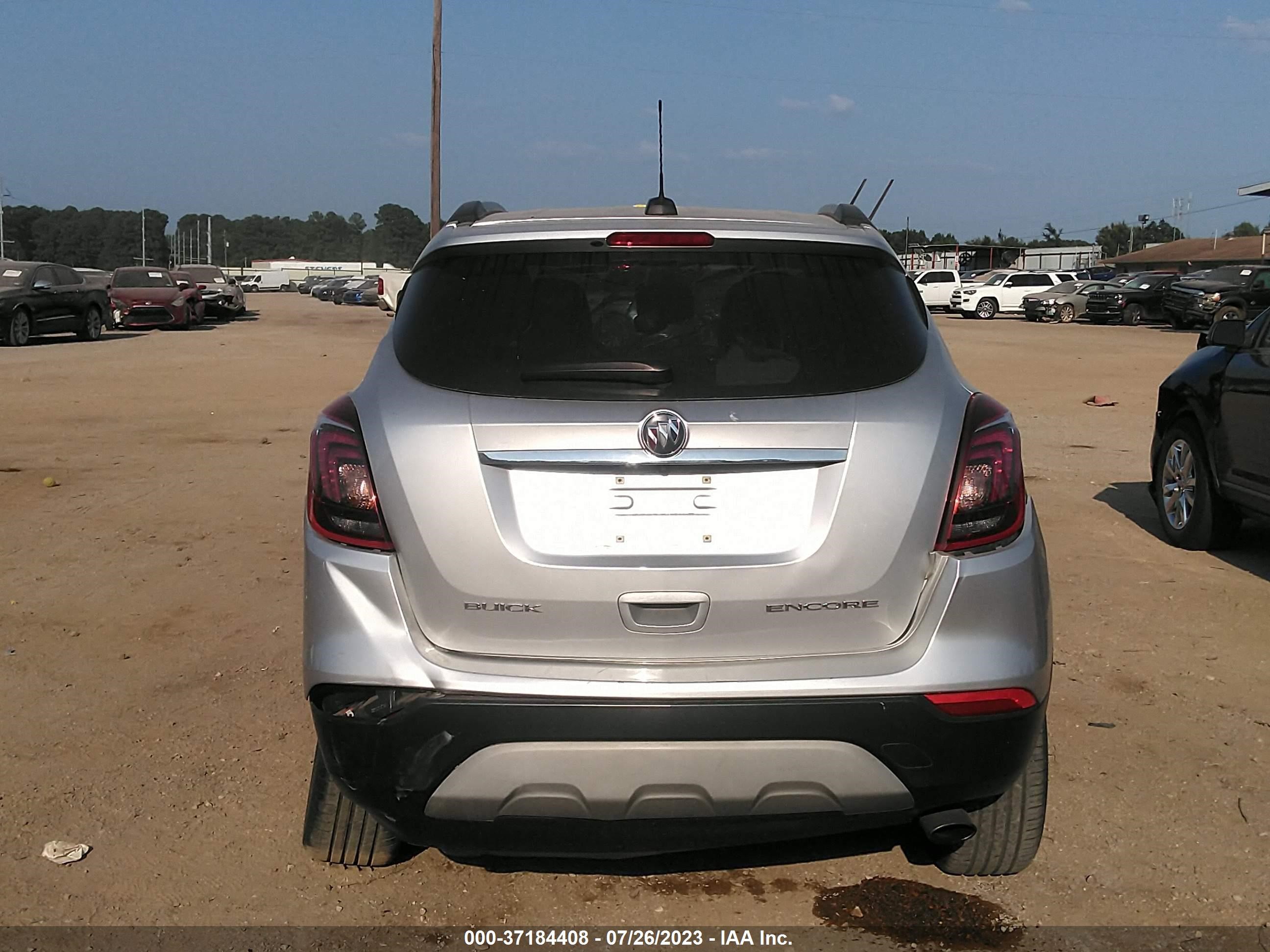 Photo 15 VIN: KL4CJBSB5JB688372 - BUICK ENCORE 