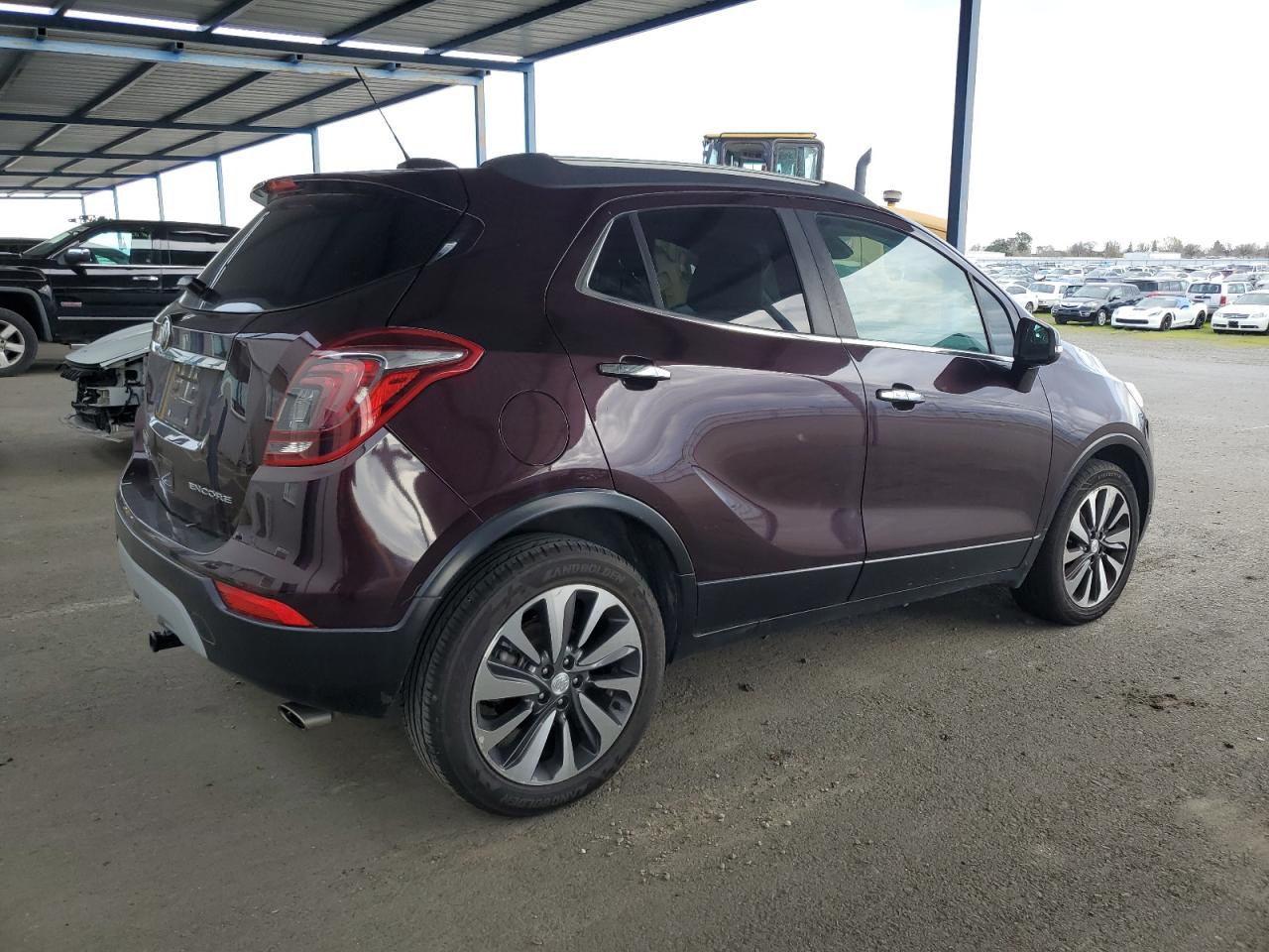 Photo 2 VIN: KL4CJBSB9JB603436 - BUICK ENCORE 