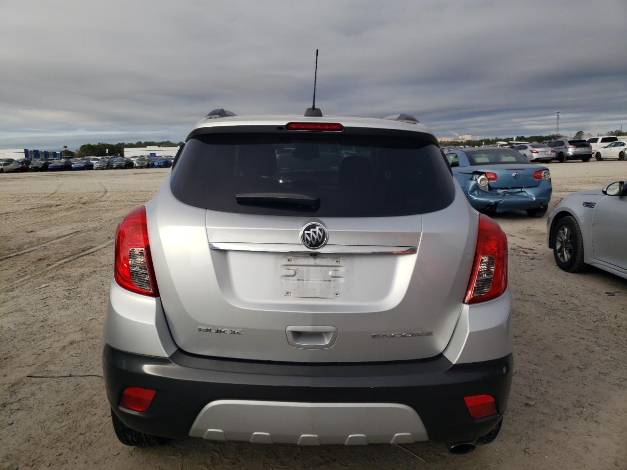 Photo 5 VIN: KL4CJBSBXFB240295 - BUICK ENCORE 