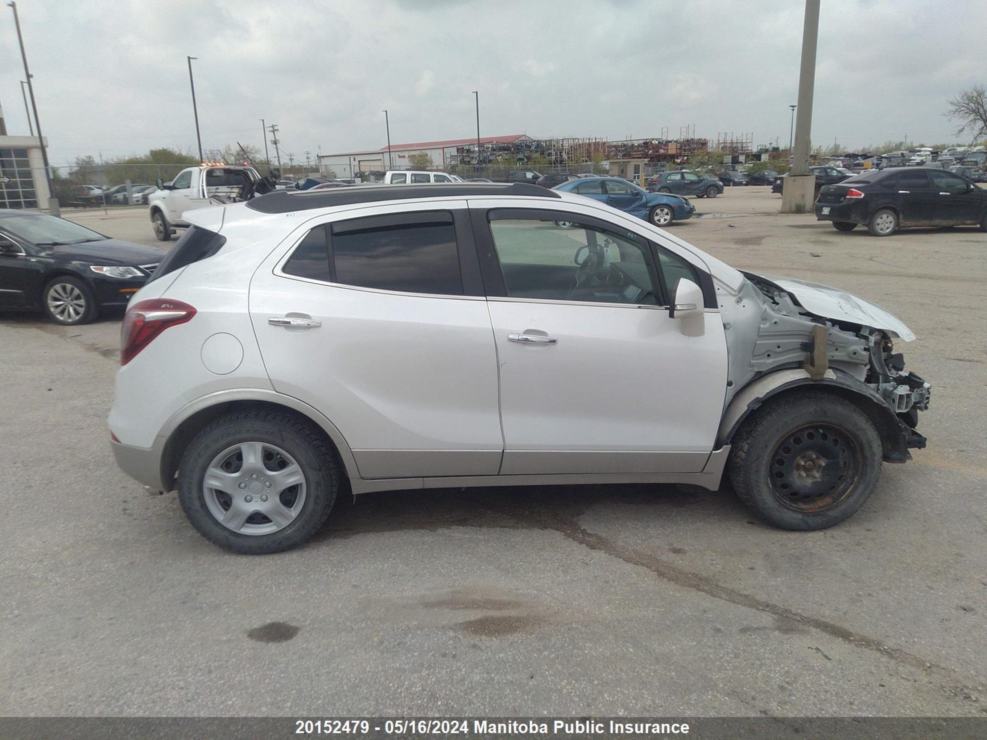 Photo 12 VIN: KL4CJBSMXHB015573 - BUICK ENCORE 