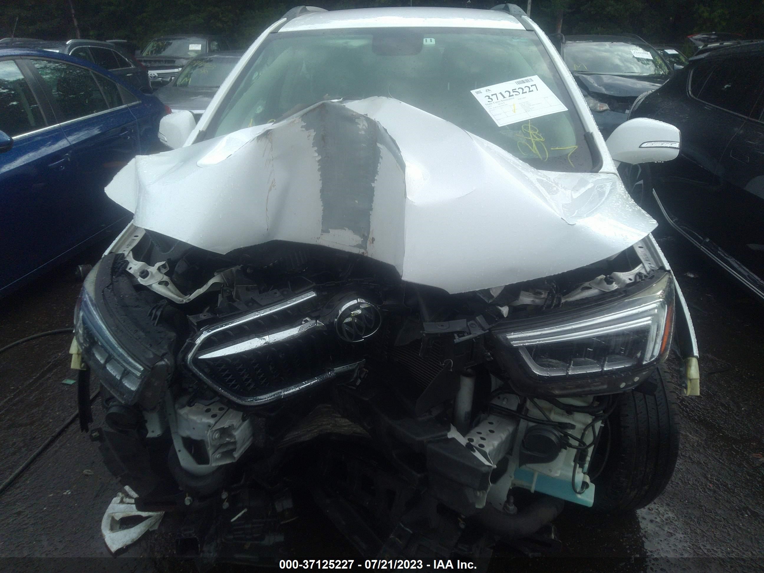 Photo 10 VIN: KL4CJCSB0HB026893 - BUICK ENCORE 