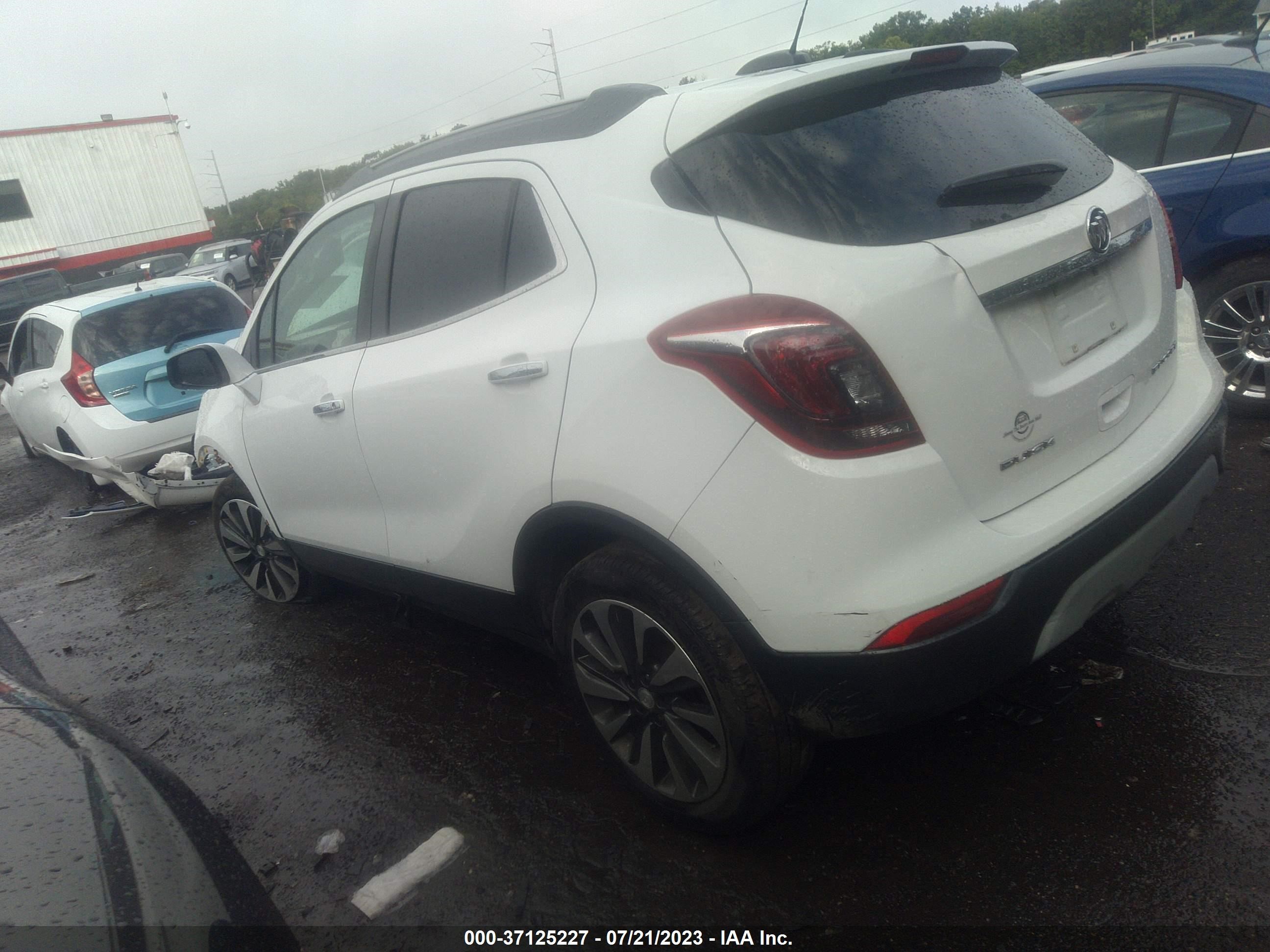 Photo 2 VIN: KL4CJCSB0HB026893 - BUICK ENCORE 