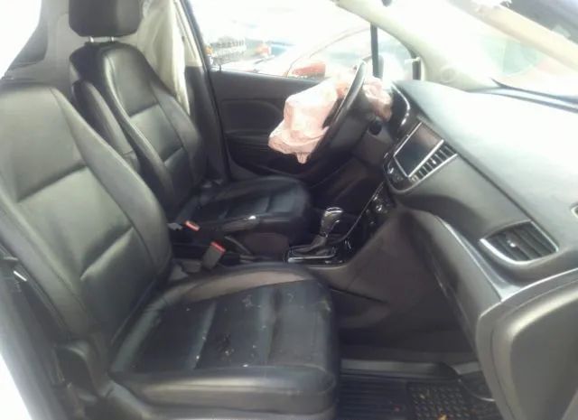 Photo 4 VIN: KL4CJCSB3LB060786 - BUICK ENCORE 