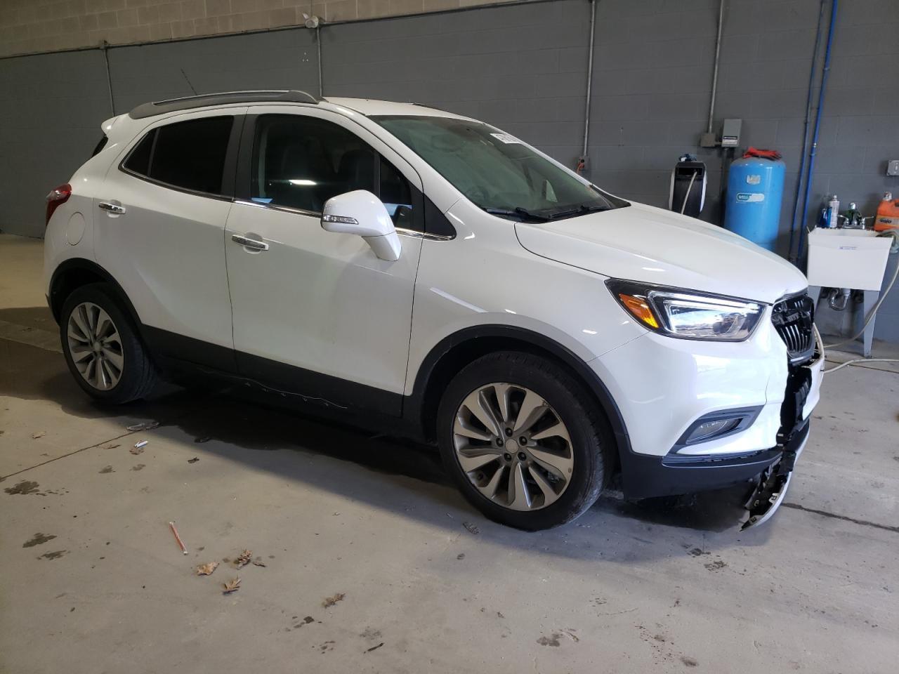 Photo 3 VIN: KL4CJCSB8HB010456 - BUICK ENCORE 